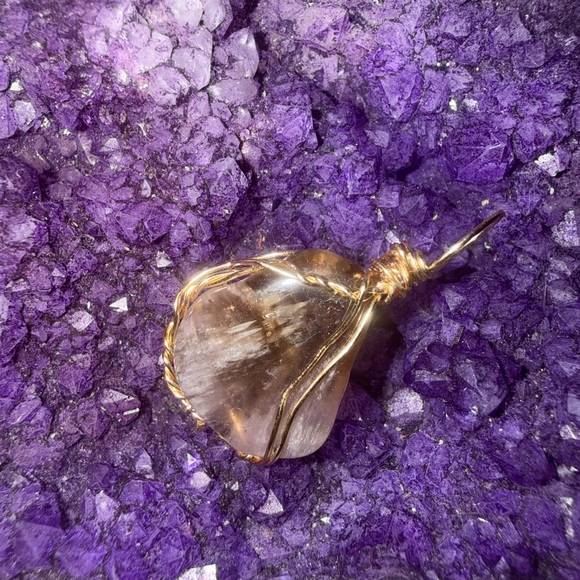 RARE Natural Super 7 (Melody Stone) Pendant — High Vibration Crystal Jewelry - Picture 2 of 4